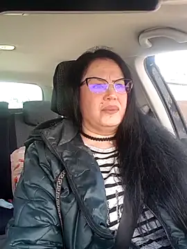 x  KHALEESI  x online show from 02.25.26