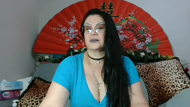 x  KHALEESI  x online show from 06.06.26