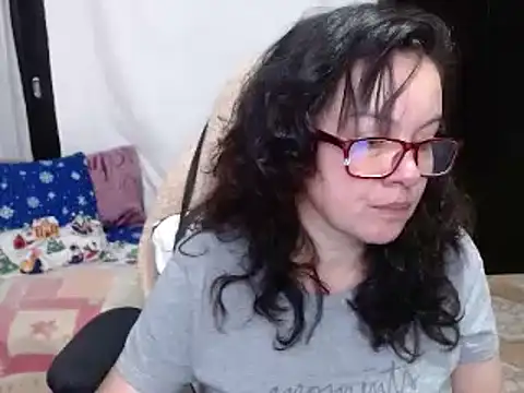 Snapshot of Sonialorens_ chatting on 12.05.24 Sonialorens  online show from 12.05.24