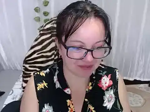 Snapshot of Sonialorens_ chatting on 02.06.25 Sonialorens  online show from 02.06.25