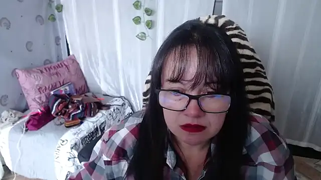 Snapshot of Sonialorens_ chatting on 02.14.25 Sonialorens  online show from 02.14.25