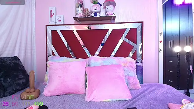 Foxy Megan online show from 02.11.25