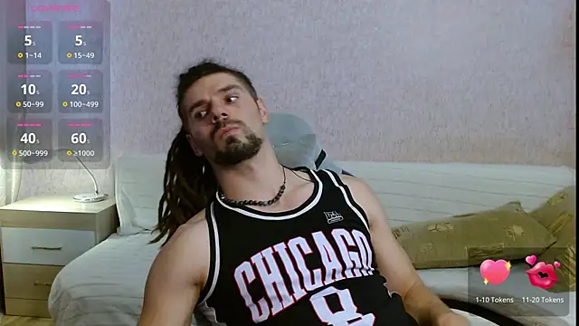 Aestheticguy101 online show from 10.11.25