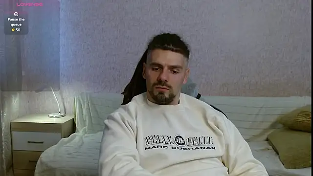 Aestheticguy101 online show from 10.17.25