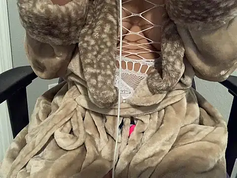 RylHoneyy online show from 01.13.25