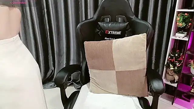 Yuki-yio online show from 02.26.26