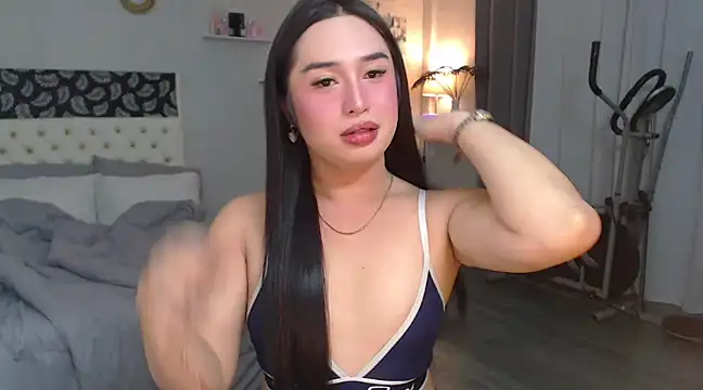 Snapshot of Sexysafarahh chatting on 12.15.24 Sexysafarahh online show from 12.15.24