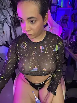 Emma Wish online show from 10.20.25