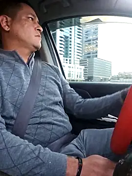 Snapshot of Yedriserna chatting on 10.25.25 Yedriserna online show from 10.25.25