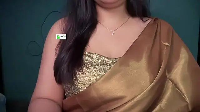 Sizzling  ZAARA online show from 05.11.26