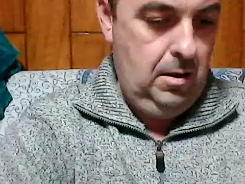 Snapshot of Hot-pico76 chatting on 12.15.24 Hot-pico76 online show from 12.15.24