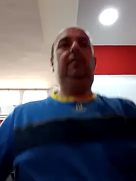 Snapshot of Hot-pico76 chatting on 02.14.25 Hot-pico76 online show from 02.14.25