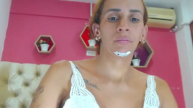 Amber Moore online show from 03.14.25