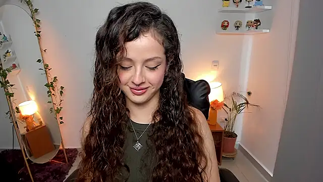 Cassandra Caiin online show from 07.21.26