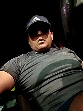 chicoguapo8 online show from 09.23.25