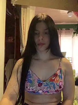 Estefani 32 online show from 02.19.26