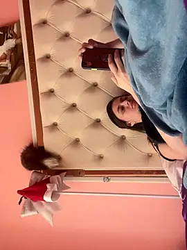 Flossy Vettie online show from 10.08.25