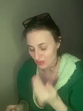 Flossy Vettie online show from 04.19.26
