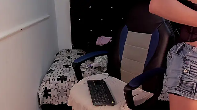 Lu doll online show from 10.11.25