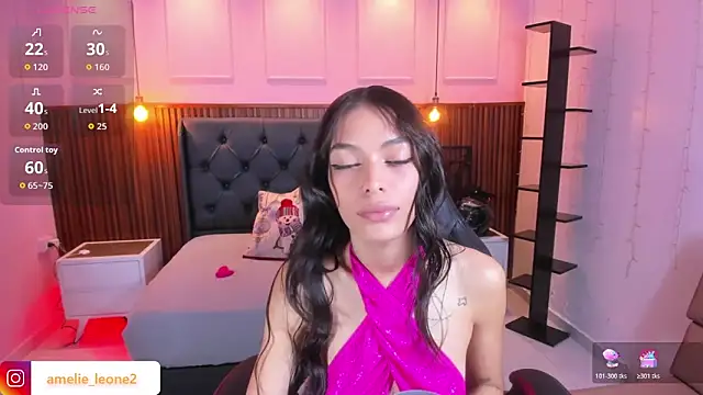 AMELIELEONE online show from 11.19.25