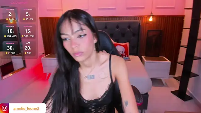 AMELIELEONE online show from 11.21.25