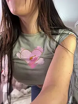 Emmily 19 online show from 02.06.25