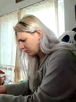 ScarletCallings420 online show from 01.28.25
