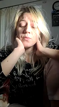 ScarletCallings420 online show from 02.28.25