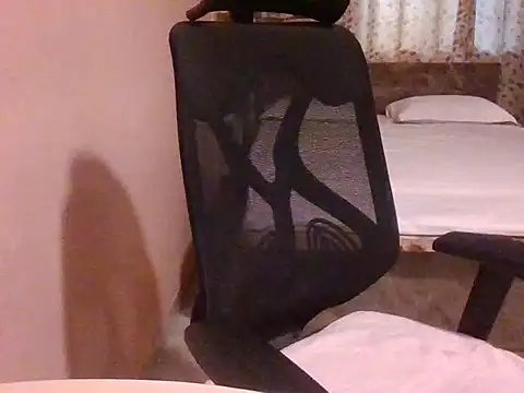 Pinky 4 online show from 02.24.26