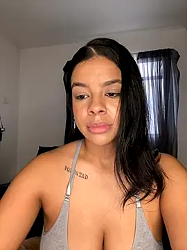 trianawhite online show from 11.28.25