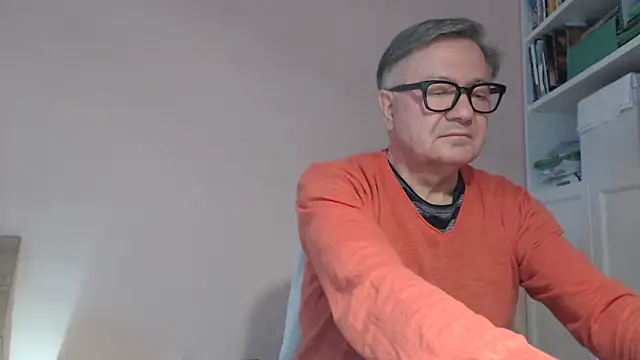 YOU6me online show from 04.08.26