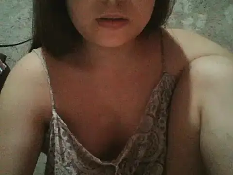 Snapshot of Beatrice143 chatting on 12.16.24 Beatrice143 online show from 12.16.24