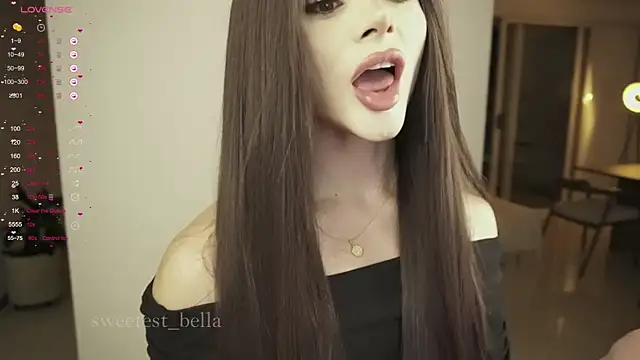 Snapshot of sweetest_bella chatting on 05.24.26 sweetest bella online show from 05.24.26