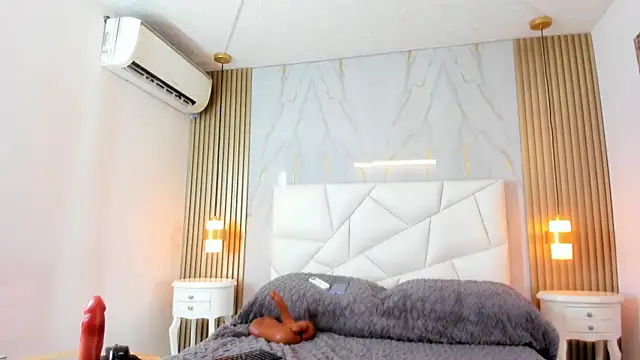 lissetlong69 online show from 02.25.25