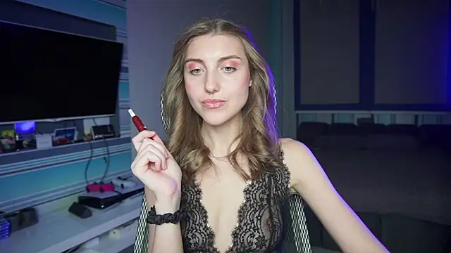 CassiaBlade1 online show from 10.13.25