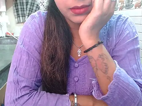 LovingPihu online show from 03.09.26