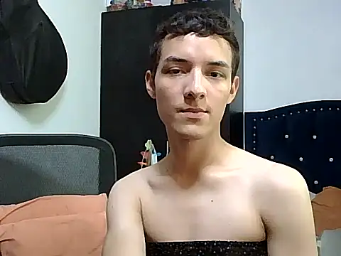 Snapshot of andys_26 chatting on 04.18.26 andys 26 online show from 04.18.26
