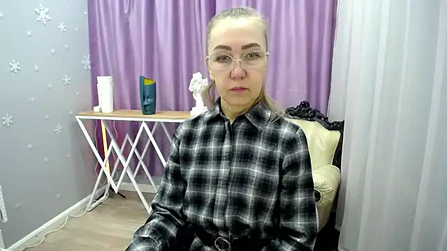 queen a n i online show from 01.25.25