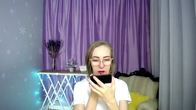 queen a n i online show from 03.28.26