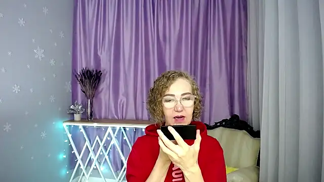 queen a n i online show from 06.06.26