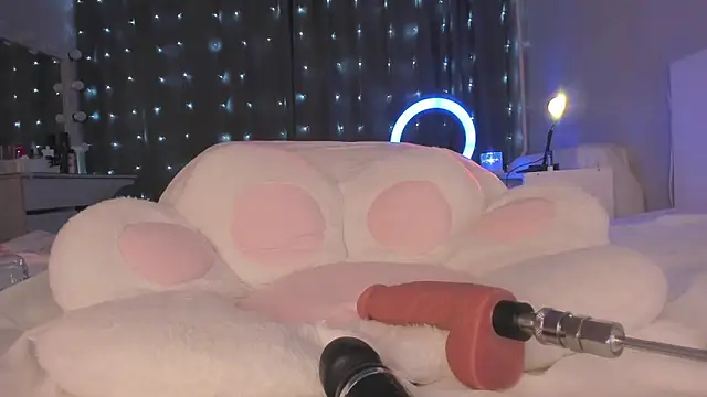 Snapshot of KylieStarrr chatting on 09.11.25 KylieStarrr online show from 09.11.25