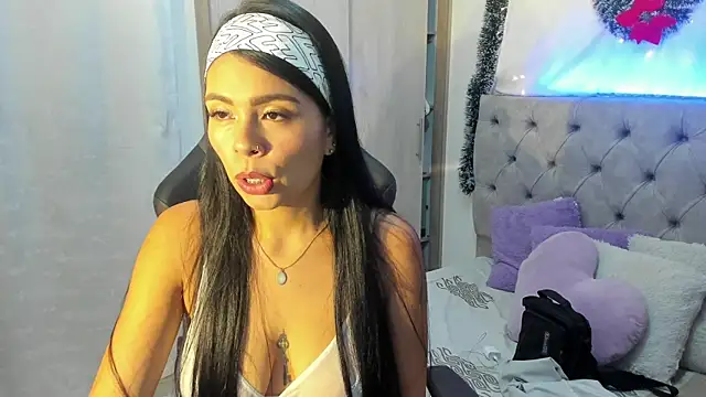 Snapshot of perfectmatch_ chatting on 12.02.24 perfectmatch online show from 12.02.24