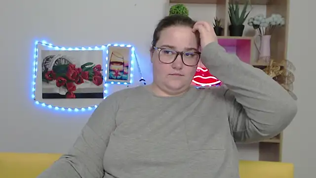 Snapshot of XX_Daniella_XX chatting on 01.15.25 XX Daniella XX online show from 01.15.25