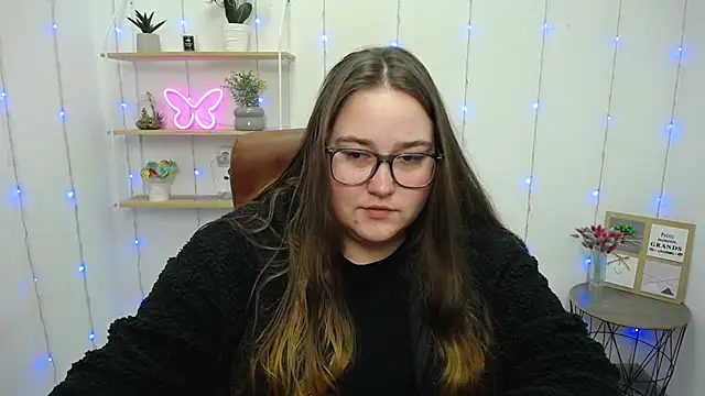 Snapshot of XX_Daniella_XX chatting on 01.22.25 XX Daniella XX online show from 01.22.25