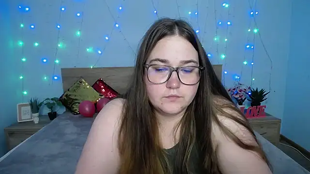 Snapshot of XX_Daniella_XX chatting on 01.25.25 XX Daniella XX online show from 01.25.25