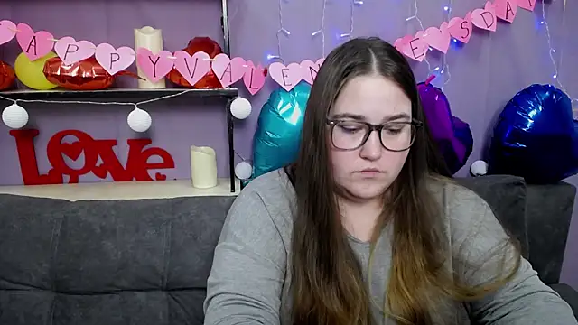 Snapshot of XX_Daniella_XX chatting on 02.12.25 XX Daniella XX online show from 02.12.25