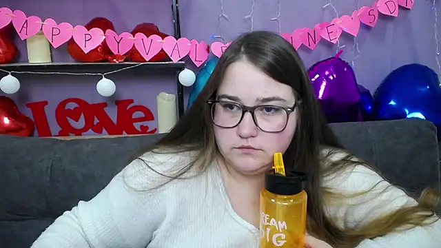 Snapshot of XX_Daniella_XX chatting on 02.14.25 XX Daniella XX online show from 02.14.25