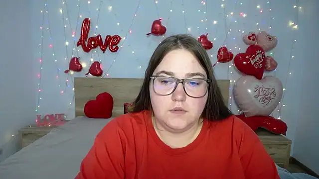 Snapshot of XX_Daniella_XX chatting on 02.17.25 XX Daniella XX online show from 02.17.25