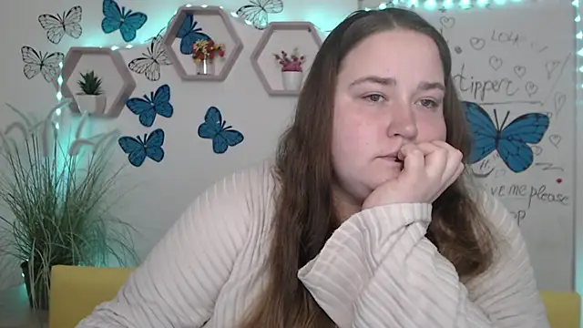 Snapshot of XX_Daniella_XX chatting on 03.20.25 XX Daniella XX online show from 03.20.25