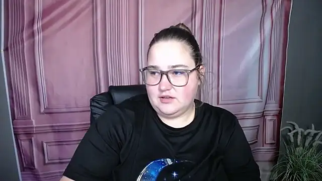 Snapshot of XX_Daniella_XX chatting on 09.11.25 XX Daniella XX online show from 09.11.25